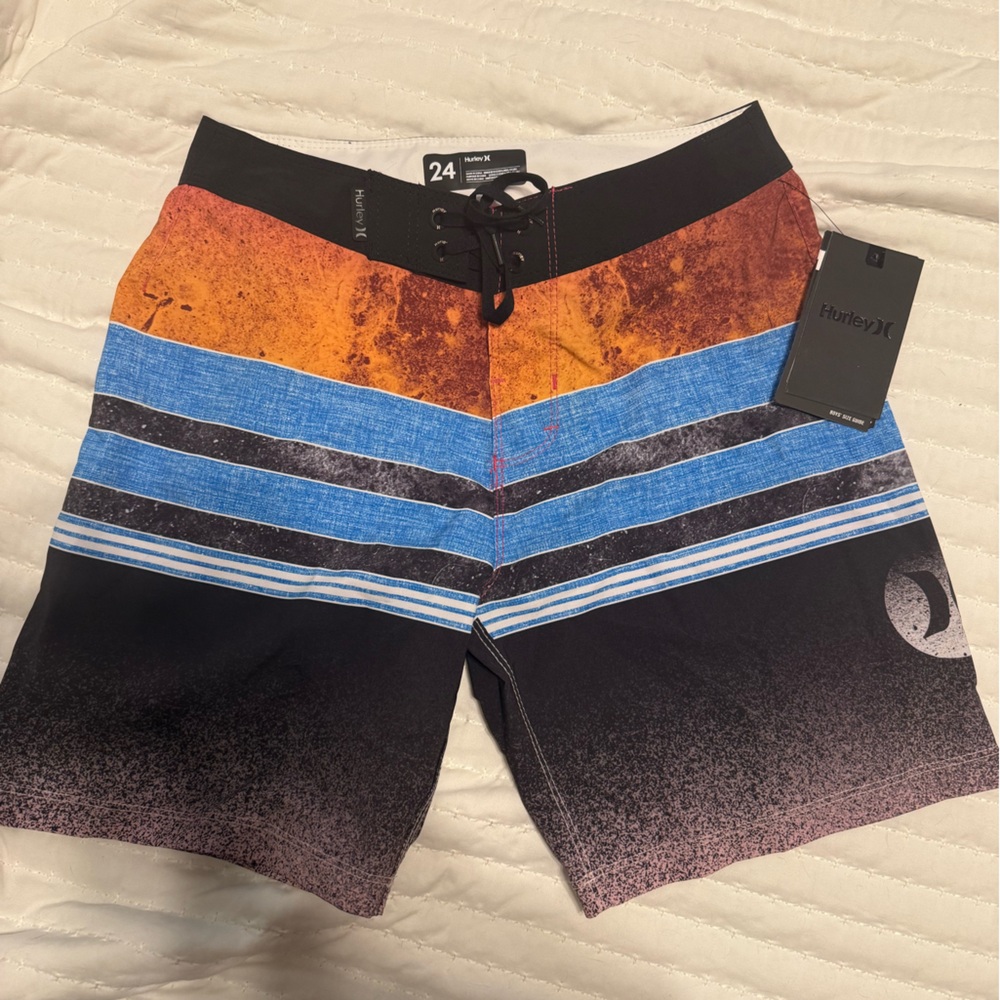 Hurley  Board Shorts boys 24 NWT